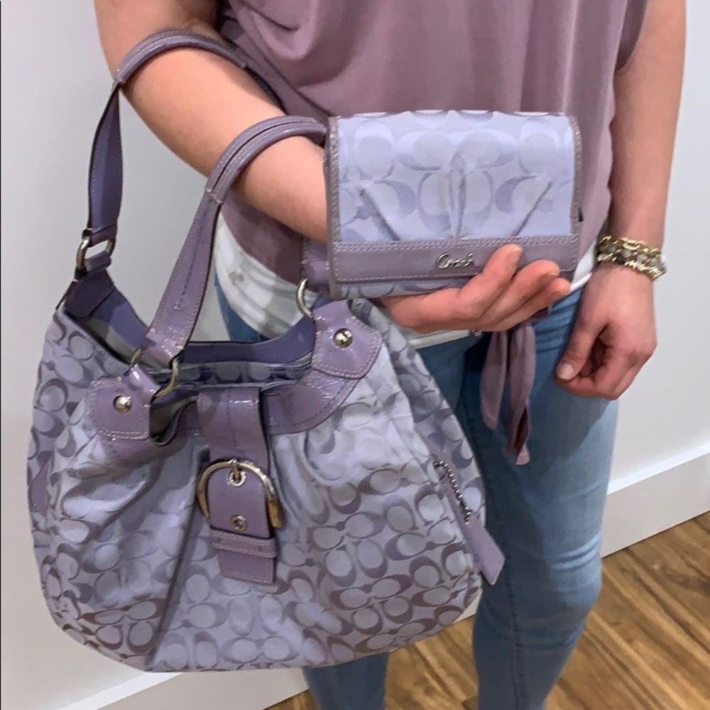 Excellent condition lavender Coach bag with wallet